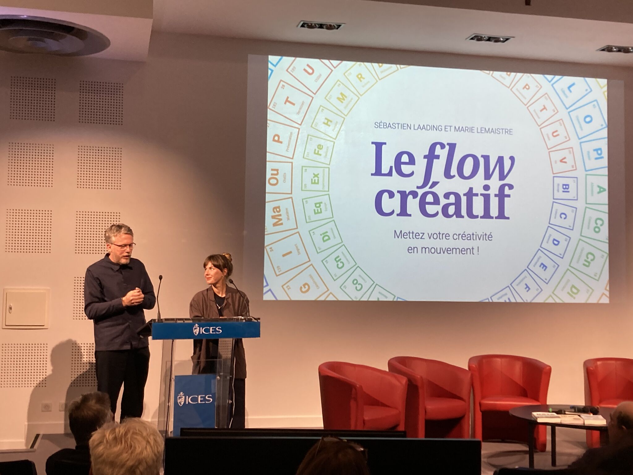 Conférence au CERA 01